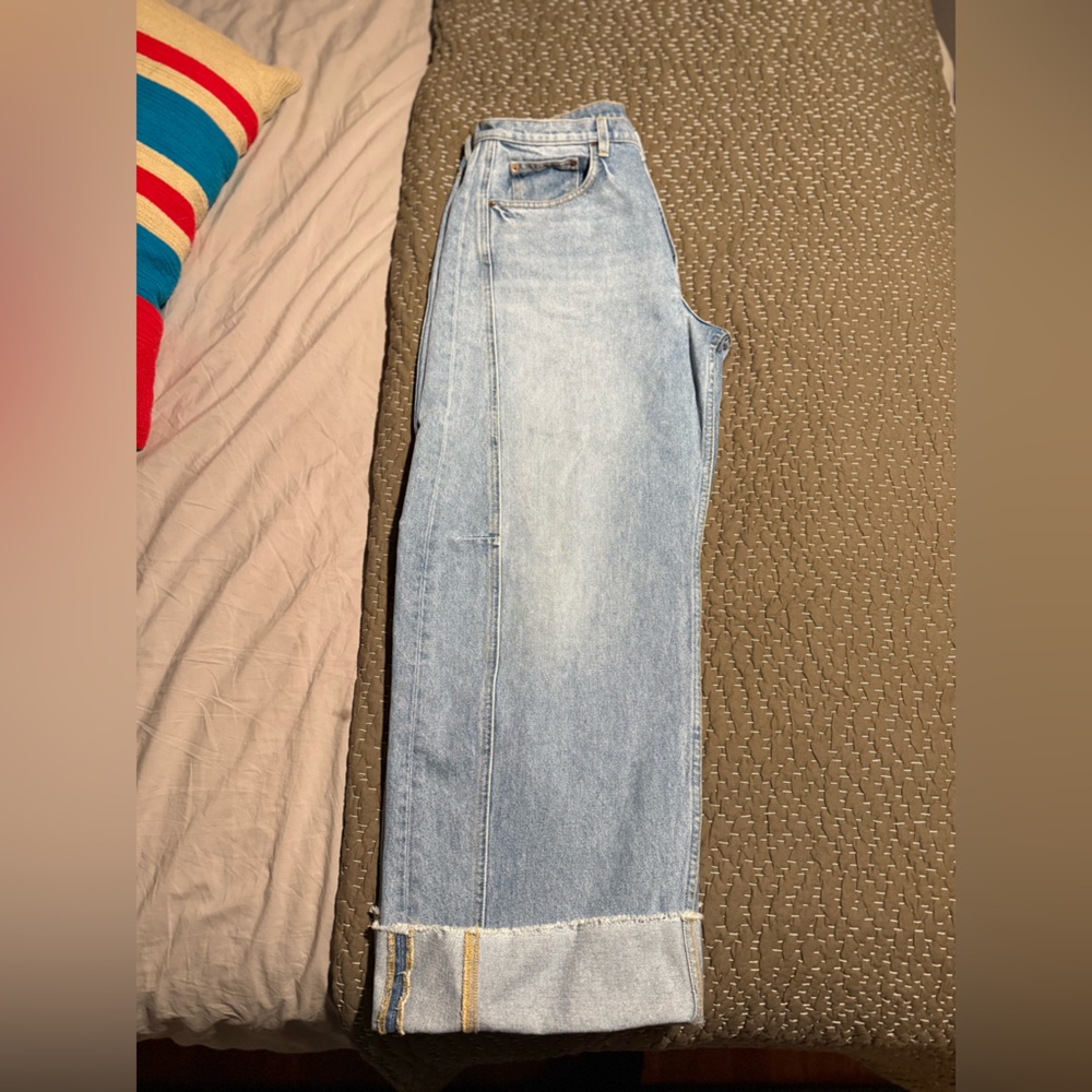 B SIDES Relaxed Cuffed Lasso Jean Jac Wash - Picture 3 of 5